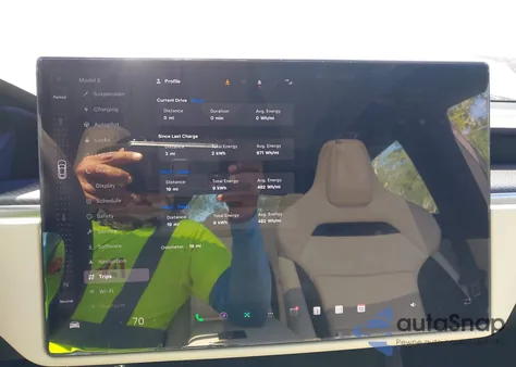 2025 Tesla Model S Plaid z USA, uszkodzony, nr VIN 5YJSA1E67SF549336